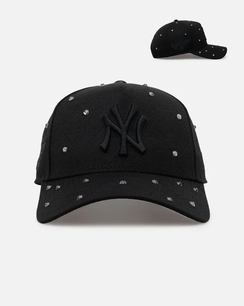 New Era New York Yankees 'All Black Embellishment' 9Forty A-Frame Snapback Black/Black 1