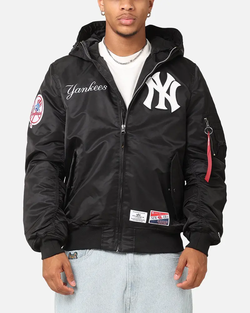 New Era New York Yankees Alpha Industries L-2B Hooded Bomber Jacket Black 1