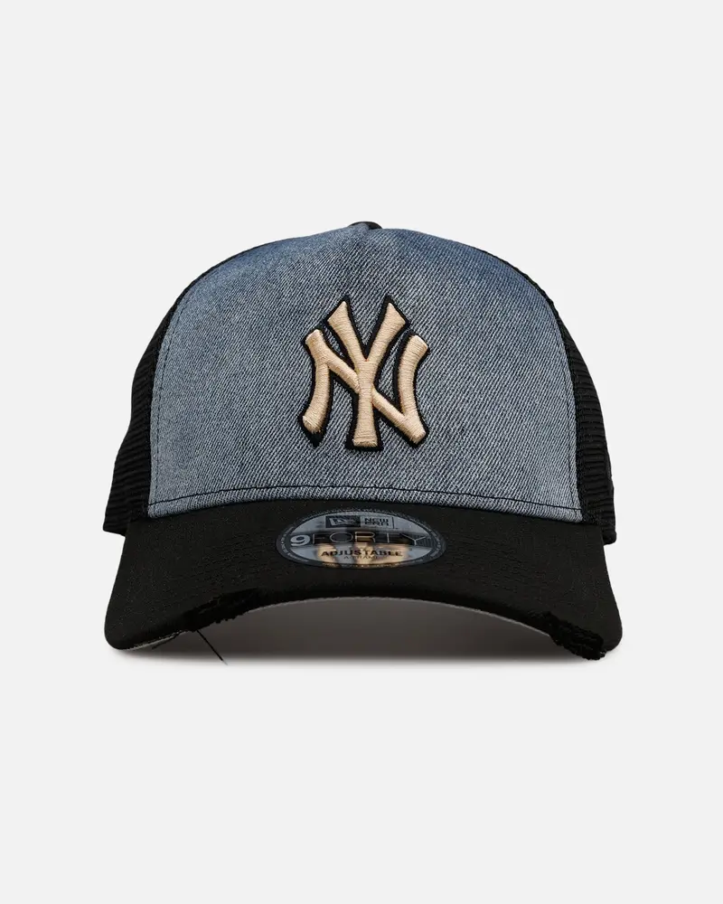 New Era New York Yankees 'Bleach' 9Forty A-Frame Trucker Snapback Denim 1