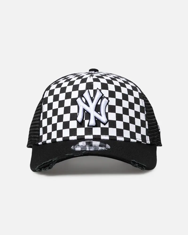 New Era New York Yankees 'Checker Trucker' 9Forty A-Frame Trucker Snapback White 1