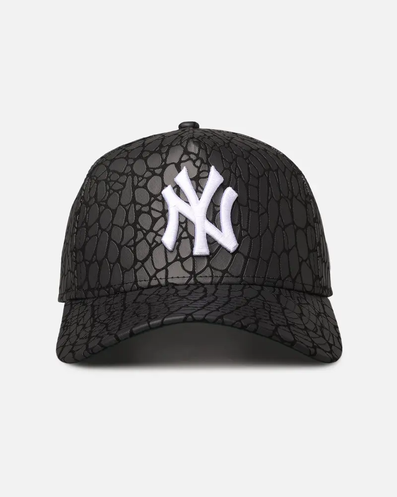 New Era New York Yankees 'Croc Skin' 9Forty A-Frame Snapback Black 1