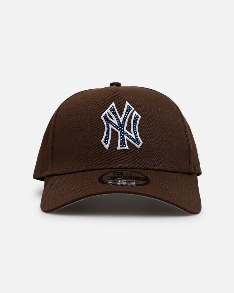 New Era New York Yankees 'Diamante' 9Forty A-Frame Snapback Walnut 1