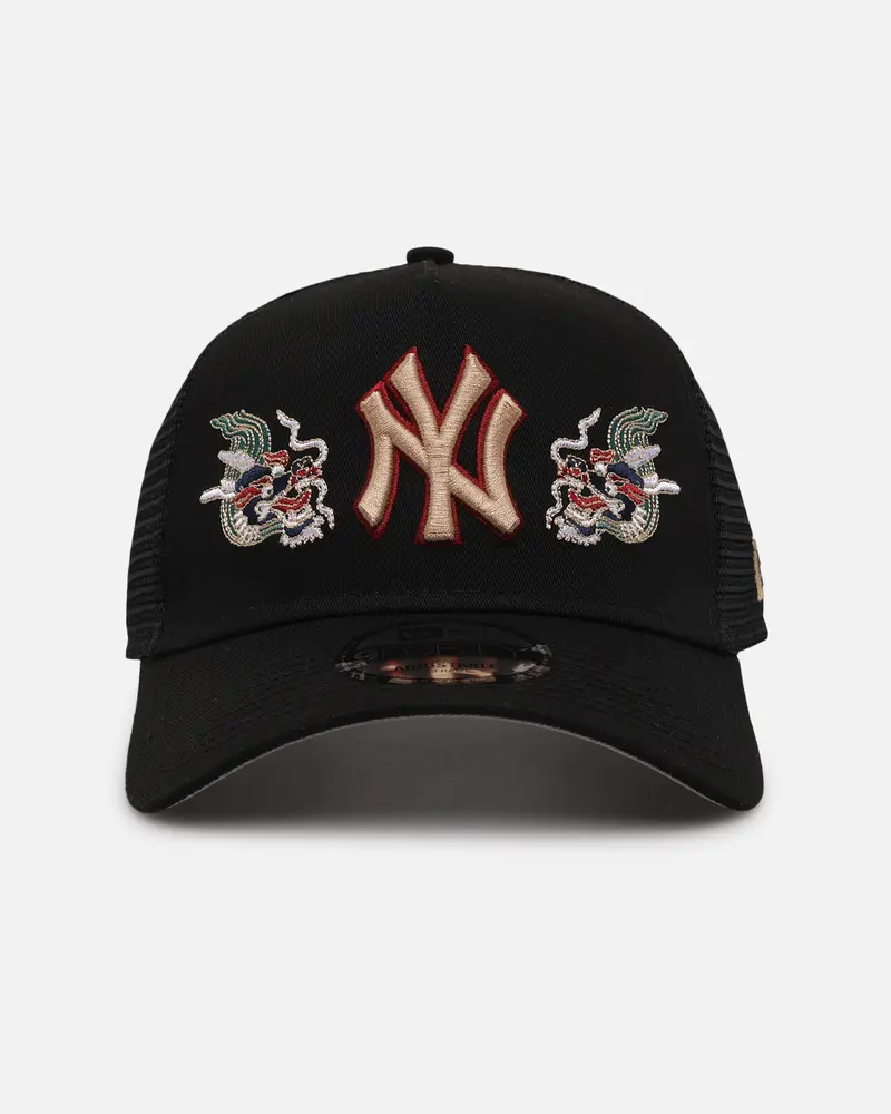 New Era New York Yankees 'Dragon Collection 2.0' 9Forty A-Frame Trucker Snapback Black 1