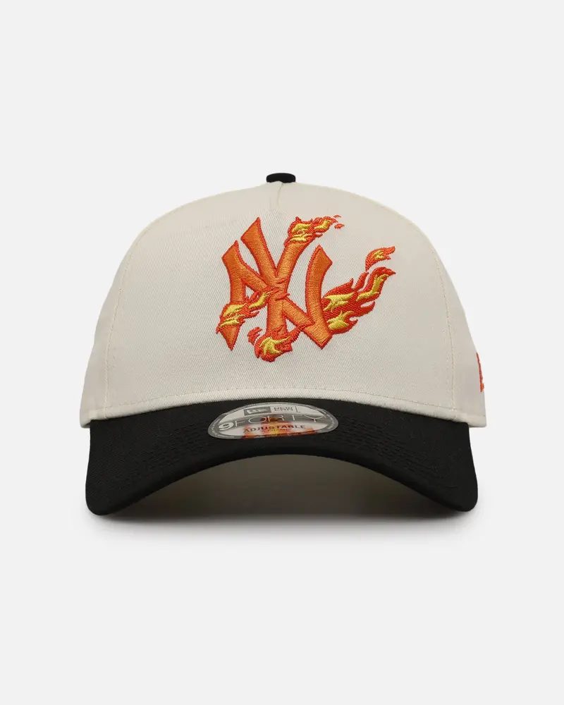 New Era New York Yankees 'Flame' 9Forty A-Frame Snapback Chrome White/Black 1
