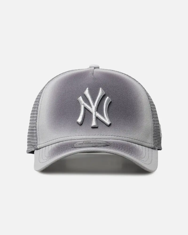 New Era New York Yankees 'Gradient Trucker' 9Forty A-Frame Trucker Snapback Grey 1