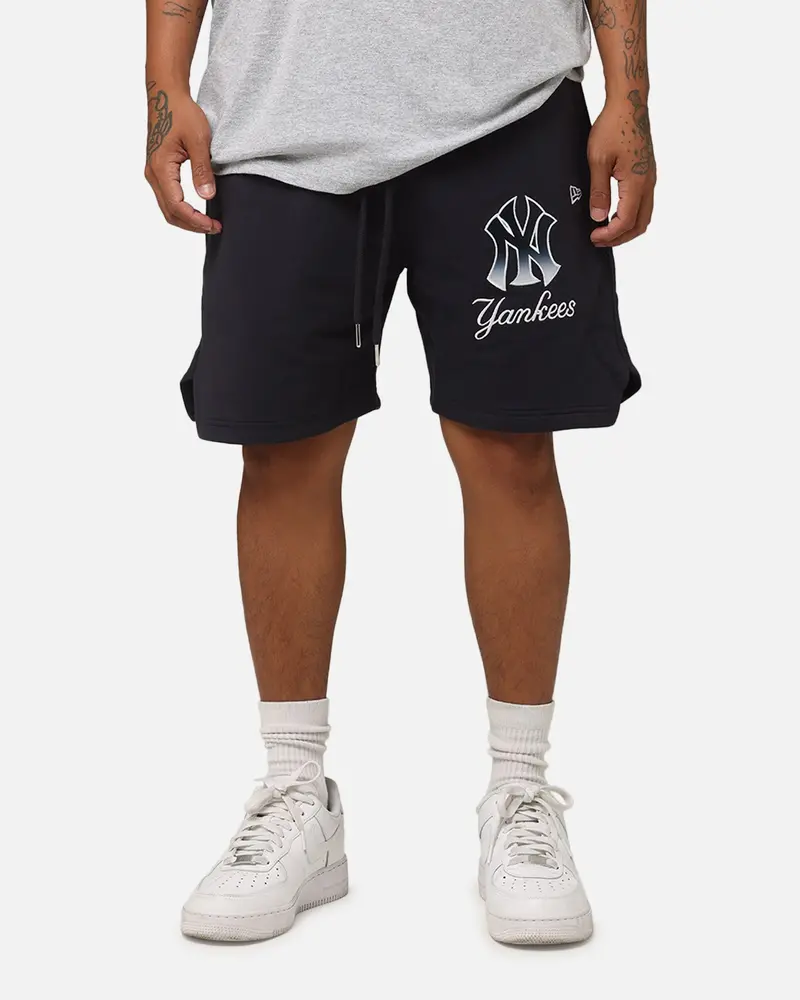 New Era New York Yankees Higher Fade Shorts Black 1