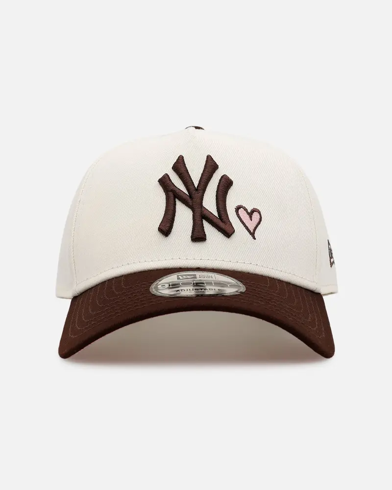 New Era New York Yankees 'Pink Satin Pink Hearts Walnut' 9Forty A-Frame Snapback Chrome/Walnut 1