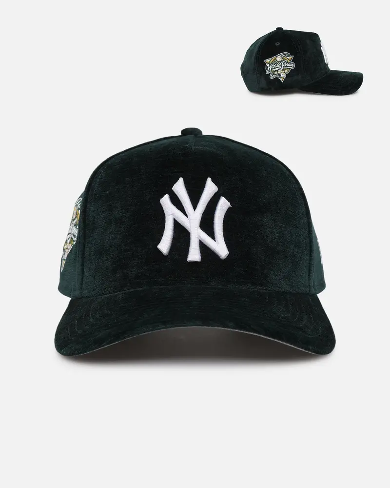 New Era New York Yankees 'Plush Chenille' 9Forty A-Frame Snapback Dark Green 1