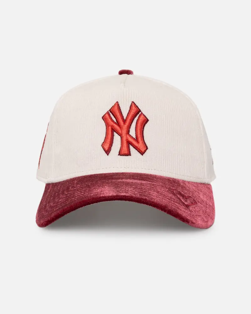 New Era New York Yankees 'Premium Corduroy Velvet' 9Forty A-Frame Snapback Chrome White/Cardinal 1