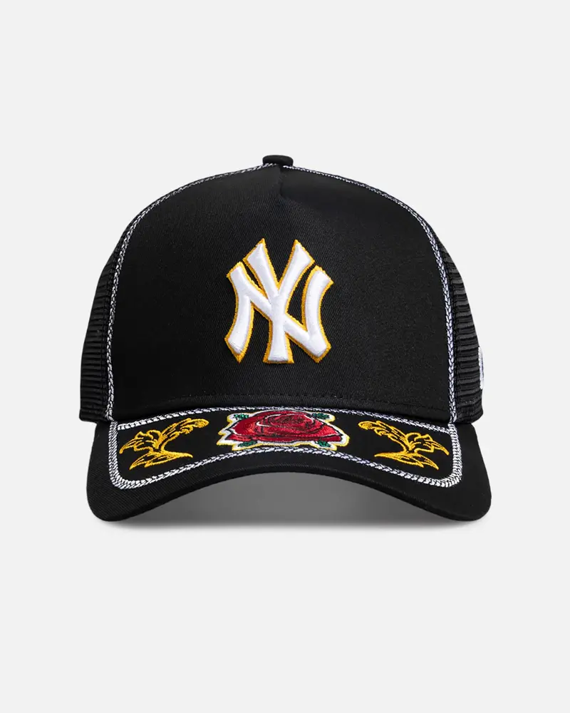 New Era New York Yankees 'Rose Visor' 9Forty A-Frame Trucker Snapback Black/Rose 1
