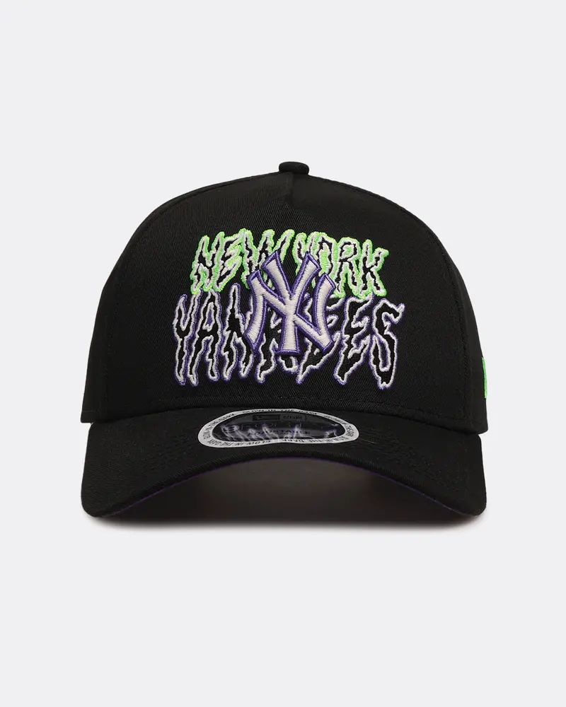 New Era New York Yankees 'Spooky Script' 9Forty A-Frame Snapback Black/Green/Purple 1