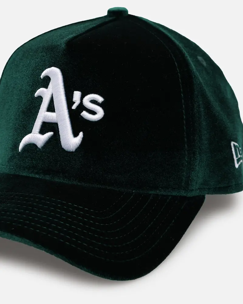 New Era Oakland Athletics 'Velvet Official Team Color' 9Forty A-Frame Snapback Green 2