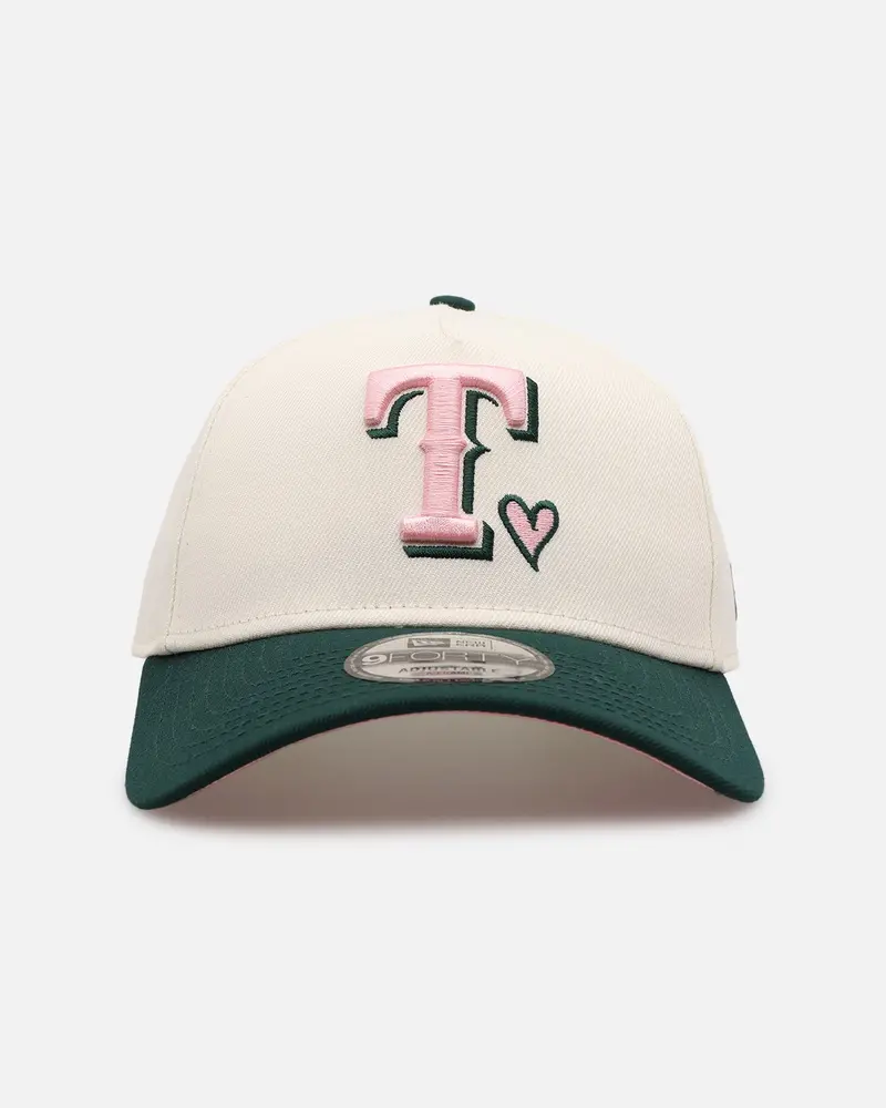 New Era Texas Rangers 'Pink Satin Hearts Green' 9Forty A-Frame Snapback Chrome/Dark Green 1