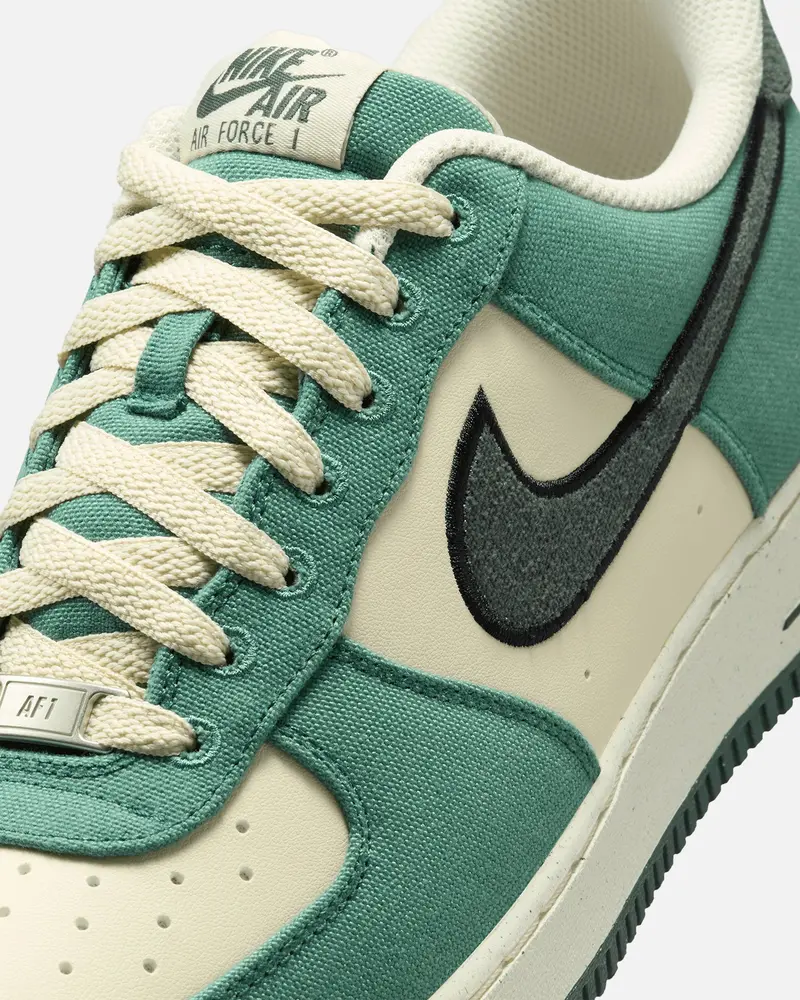 Nike Air Force 1 '07 Lv8 Coconut Milk 6