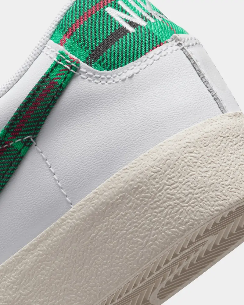 Nike Blazer Low '77 Premium "Tartan" White/Stadium Green 8