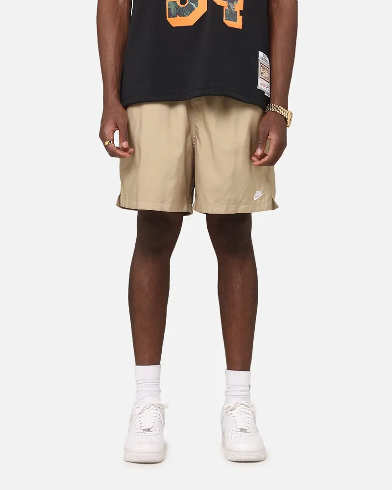 Nike Club Flow Shorts Beige/White 1