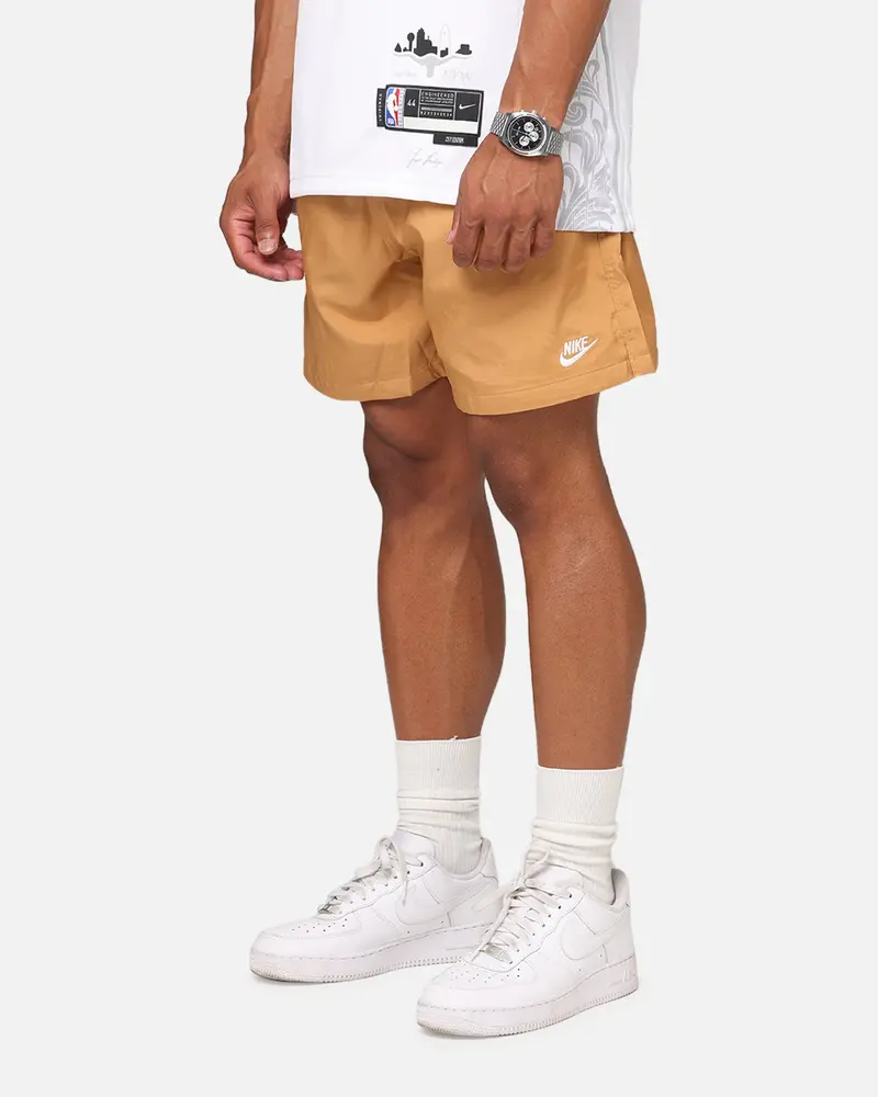 Nike Club Flow Shorts Flax 1
