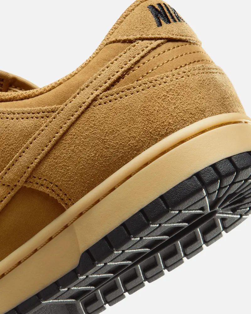 Nike Dunk Low Retro Se Wheat 8