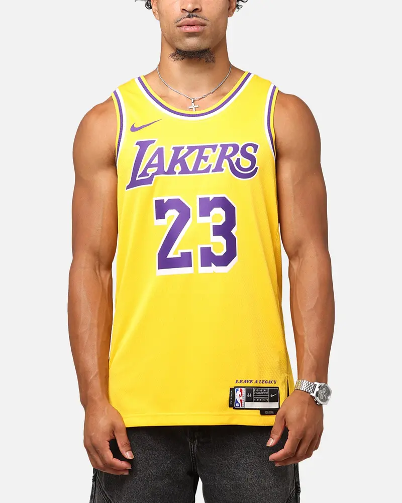 Nike Los Angeles Lakers Lebron James Dri-Fit Swingman Jersey Amarillo 1