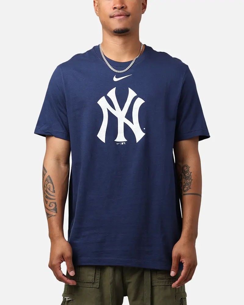 Nike New York Yankees Fuse Large Logo T-Shirt Midnight Navy 1