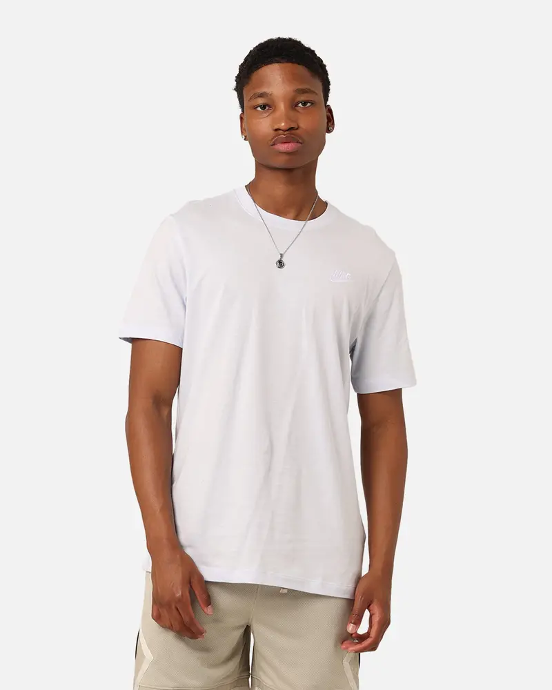 Nike Sportswear Club T-Shirt Football Grey 1