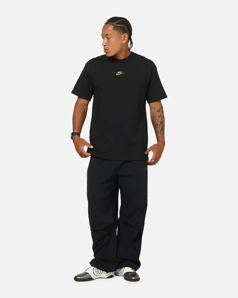 Nike Sportswear Premium Essentials Sustainable T-Shirt Black 2