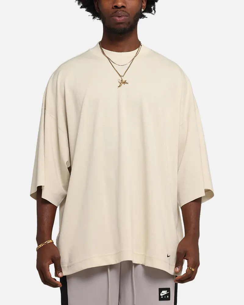 Nike Sportswear Tech Knit T-Shirt Khaki/Black 1