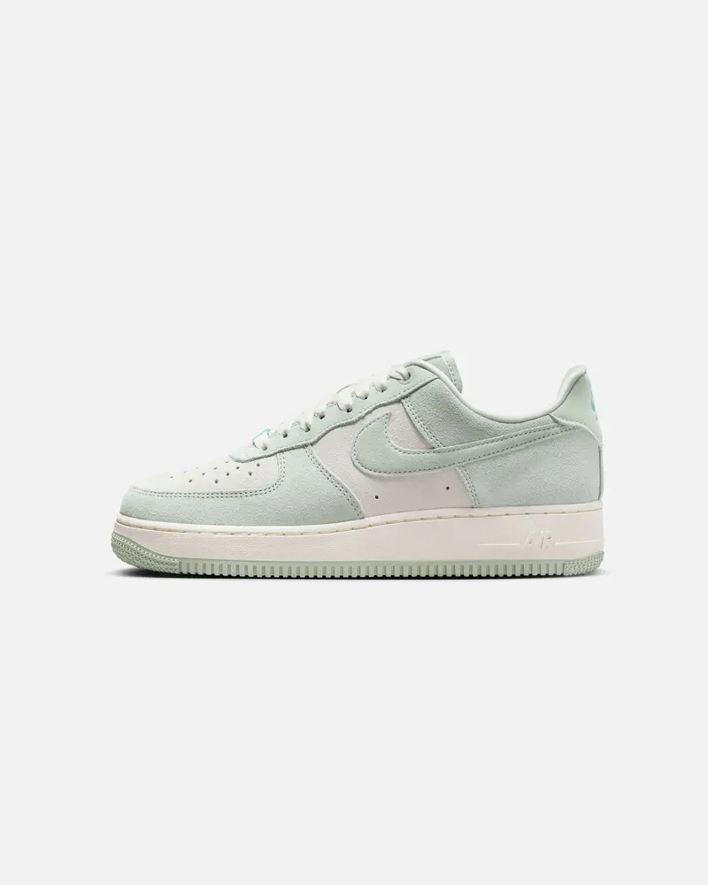 Nike Women's Air Force 1 '07 Se Spruce Aura/Pistachio 1