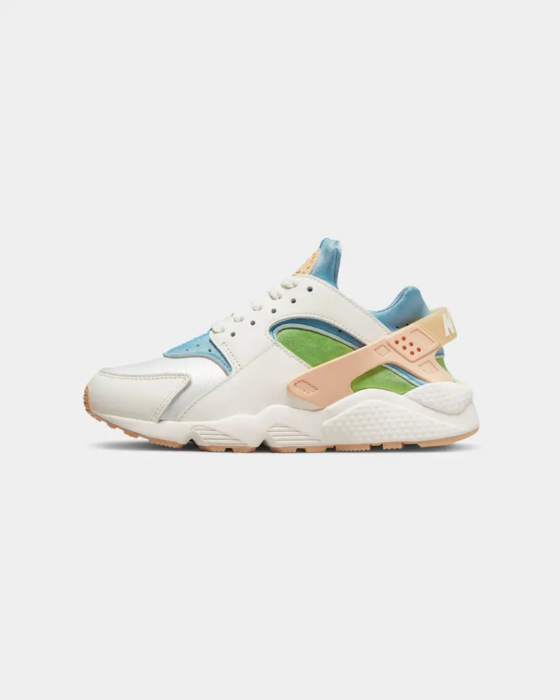 Nike Women's Air Huarache Se Sail/Arctic Orange 1