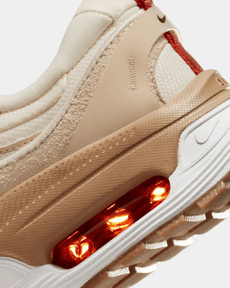 Nike Women's Air Max Bliss Se Pale Ivory/Picante Red-Summit White 6