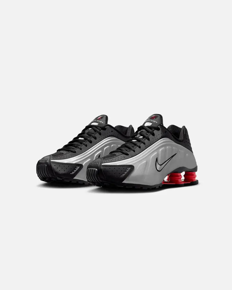 Nike Women's Shox R4 Black/Silver 2