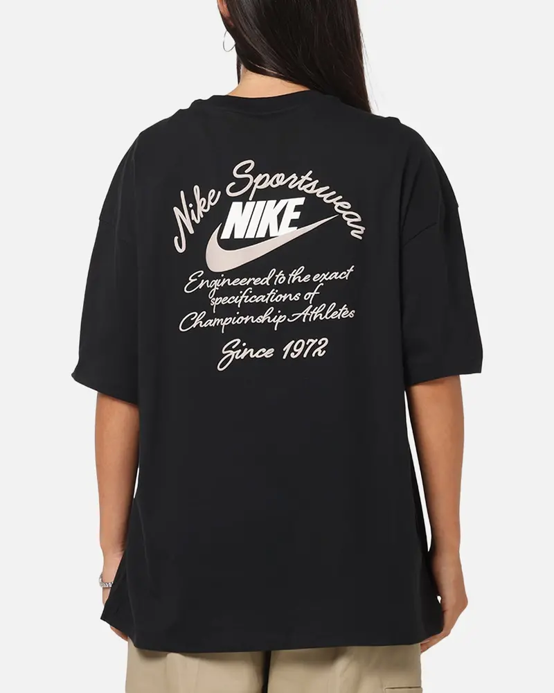 Nike Women's Sportswear Country Club Graphic Oversized T-Shirt Black 1
