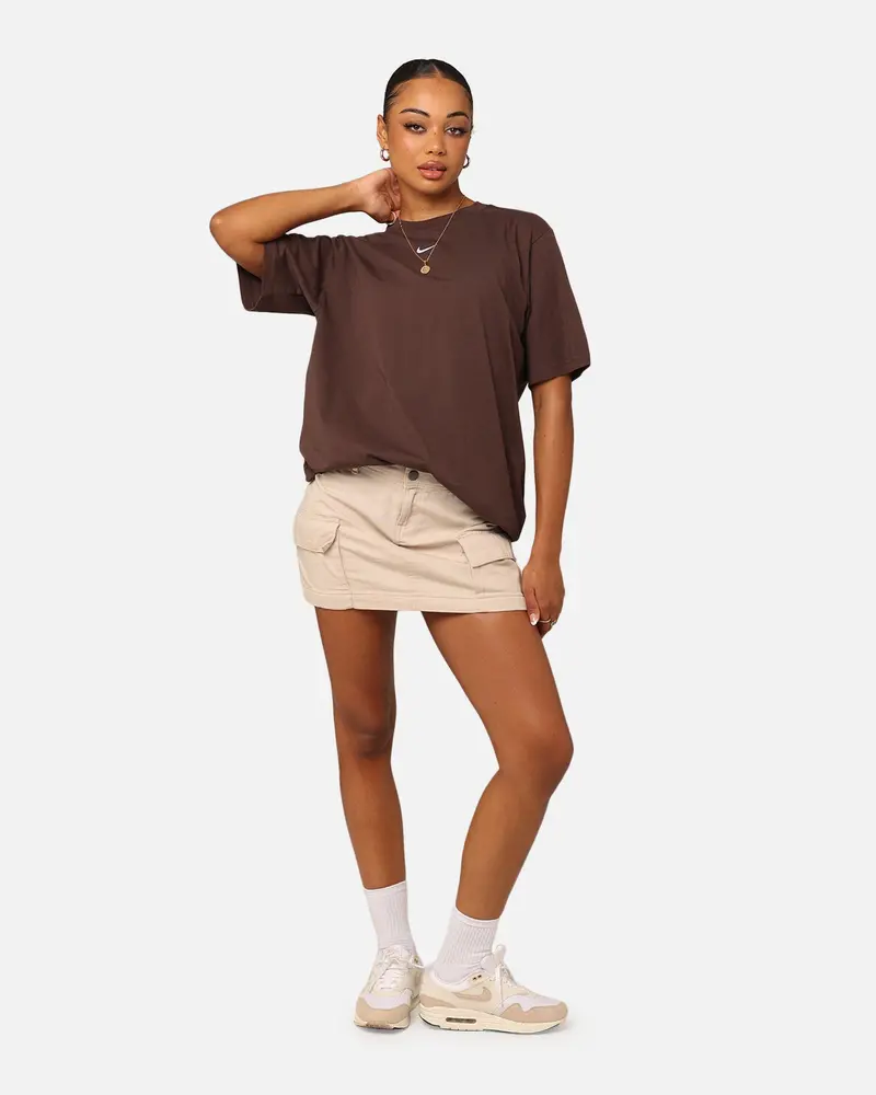 Nike Women's Sportswear Essential Boyfriend T-Shirt Baroque Brown 1