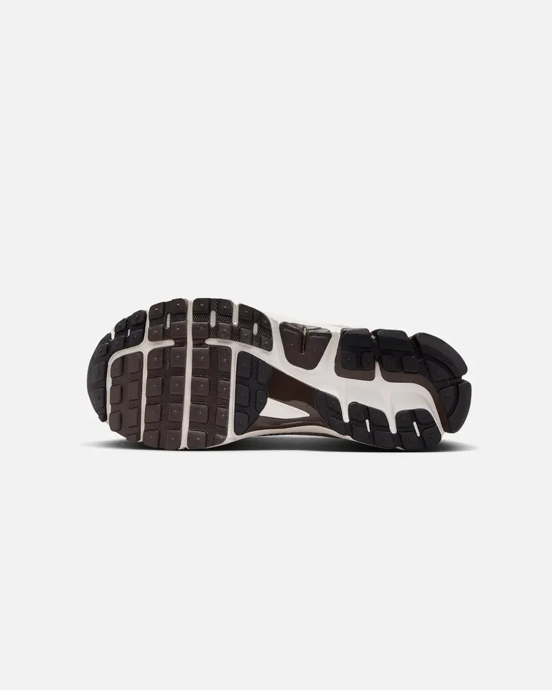 Nike Women's Zoom Vomero 5 Phantom/Mtlc Pl 5