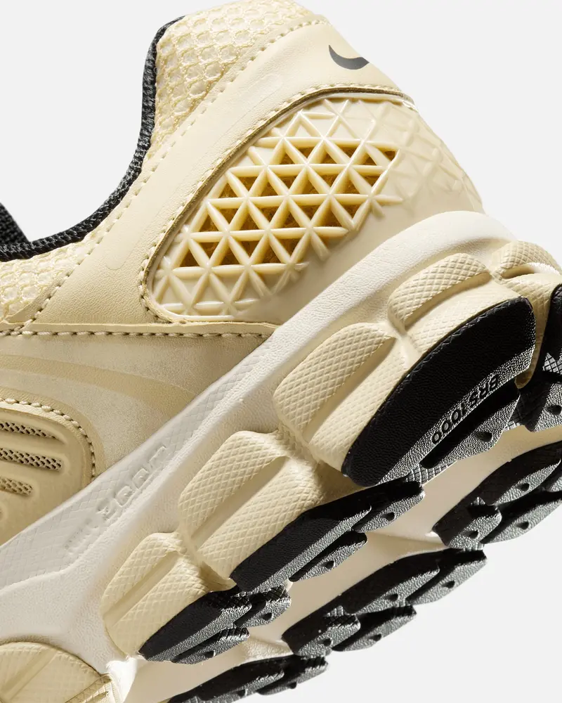 Nike Women's Zoom Vomero 5 Team Gold/Soft Pearl 8