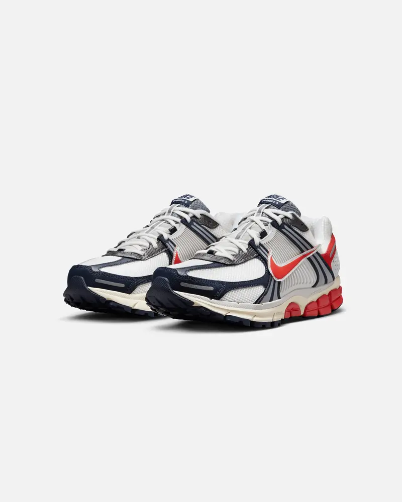Nike Zoom Vomero 5 Photon Dust/Picante Red 2