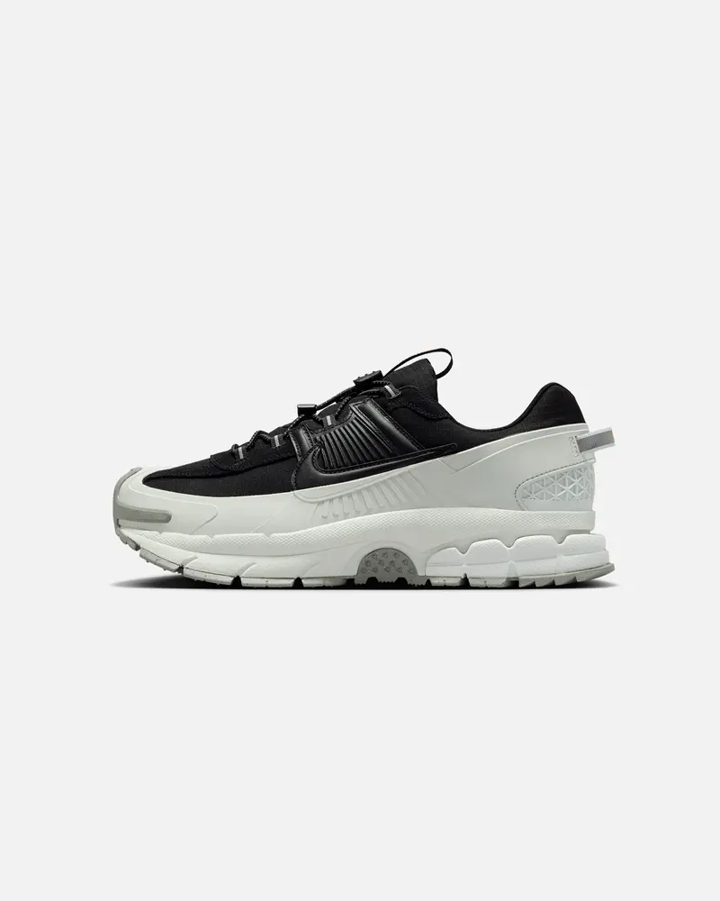 Nike Zoom Vomero Roam Black/Black 1