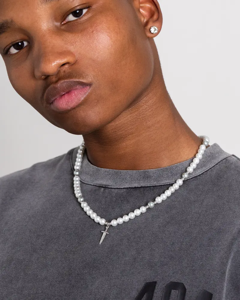 Nxs Dagger Pearl Necklace White Gold/Blue 1