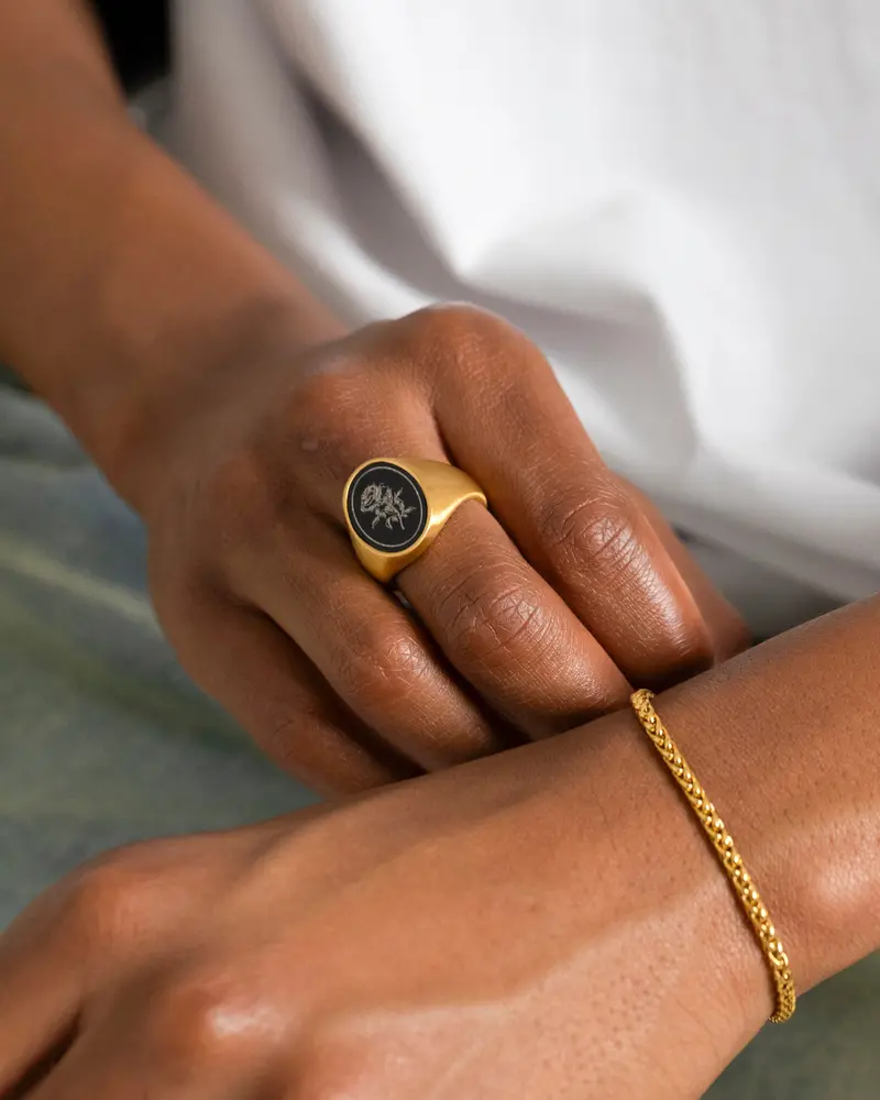 Nxs Rose Signet Ring Gold/Black 1