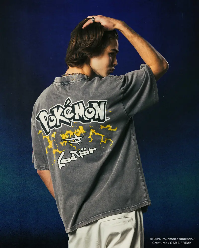 Pokémon By Loiter Pikachu Premium T-Shirt Charcoal 1