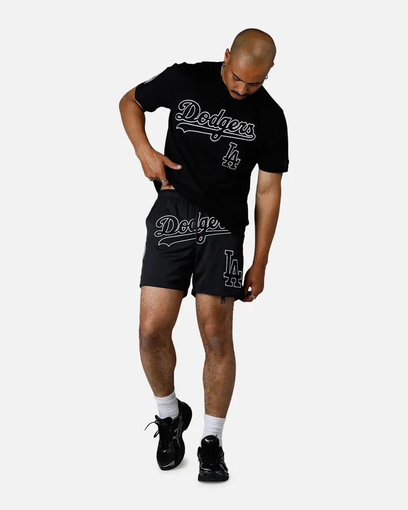 Pro Standard Los Angeles Dodgers Chenille Shorts Black 2