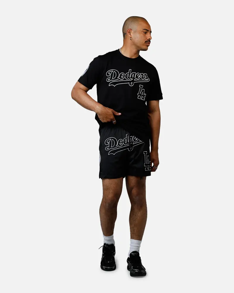 Pro Standard Los Angeles Dodgers Chenille T-Shirt Black 3