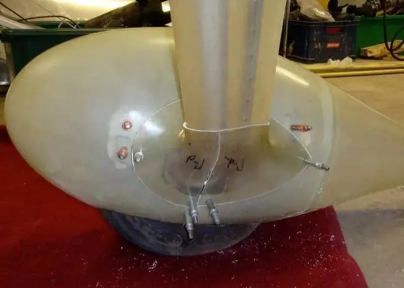 Rv Lower Gear Leg Intersection Fairings (Pair) 1