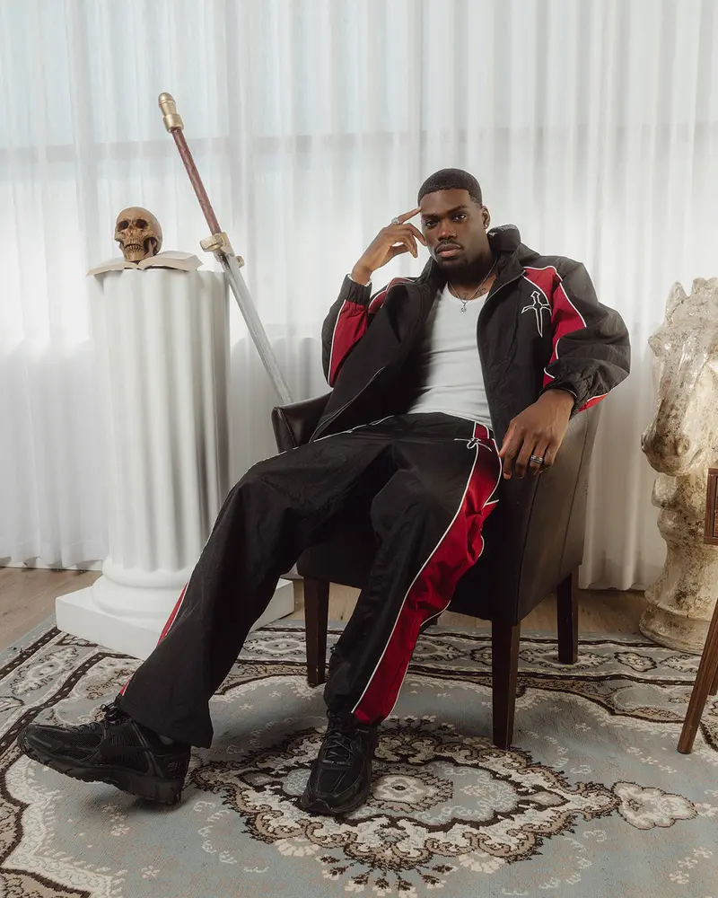 Saint Morta Boundary Track Jogger Black/Burgundy 1