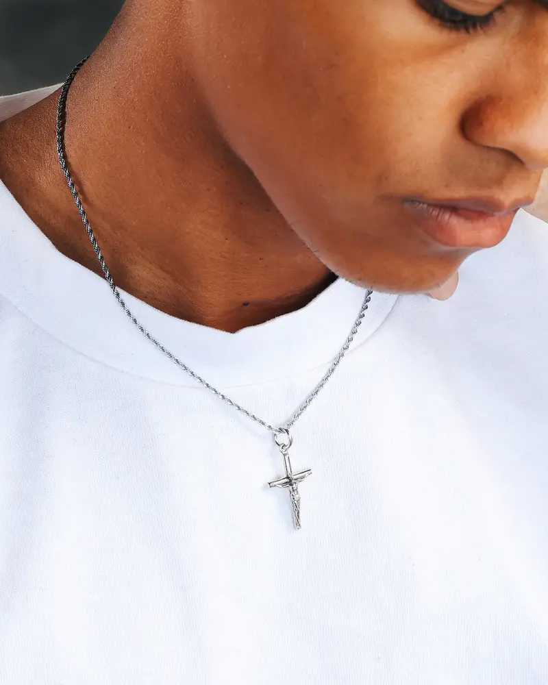 Saint Morta Crucifix Pendant White Gold 1