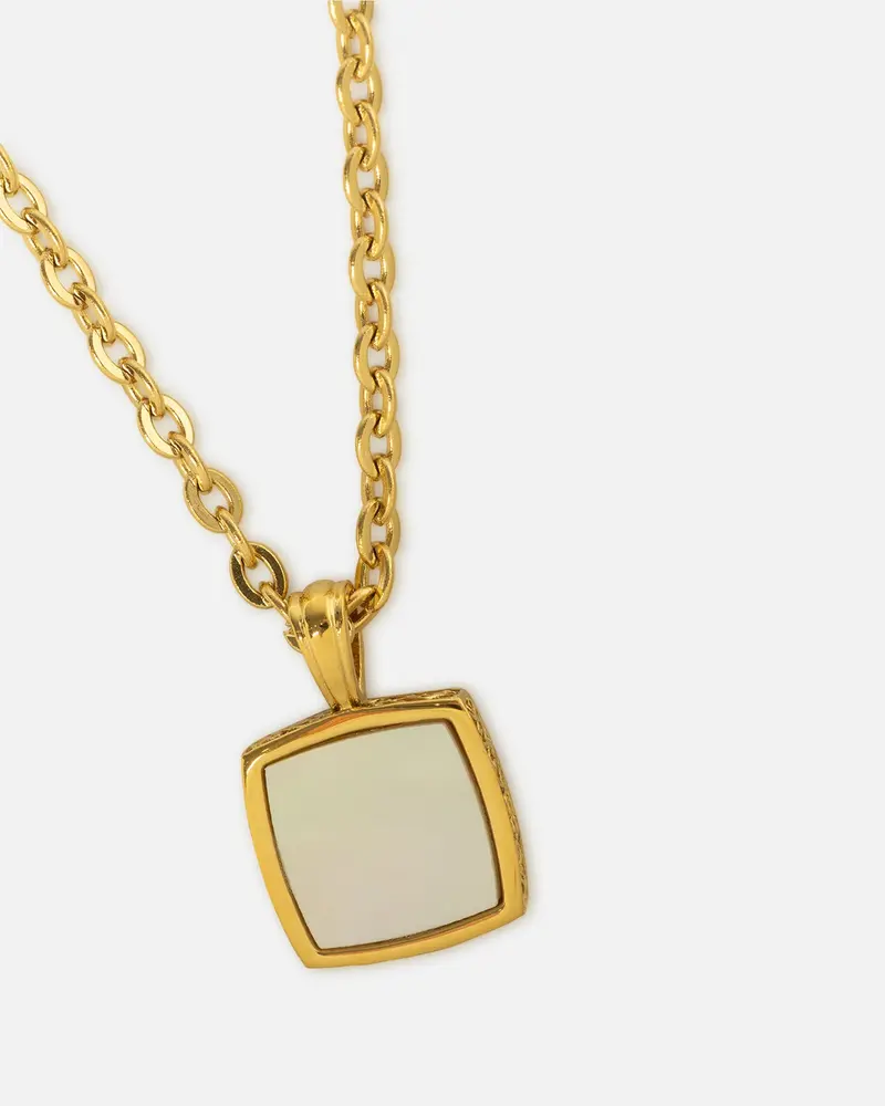 Saint Morta Pearl Square Pendant Chain Gold 3
