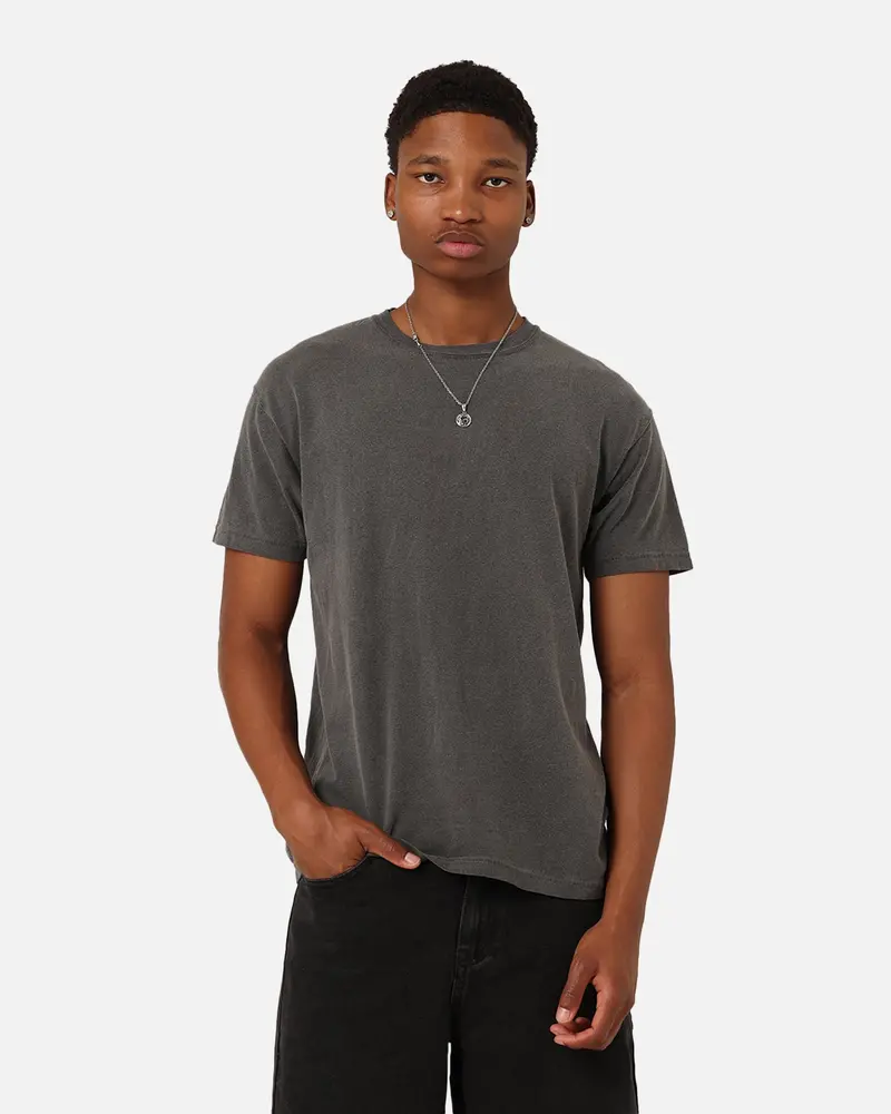 Well Made Standard Comfort T-Shirt Pepper 1