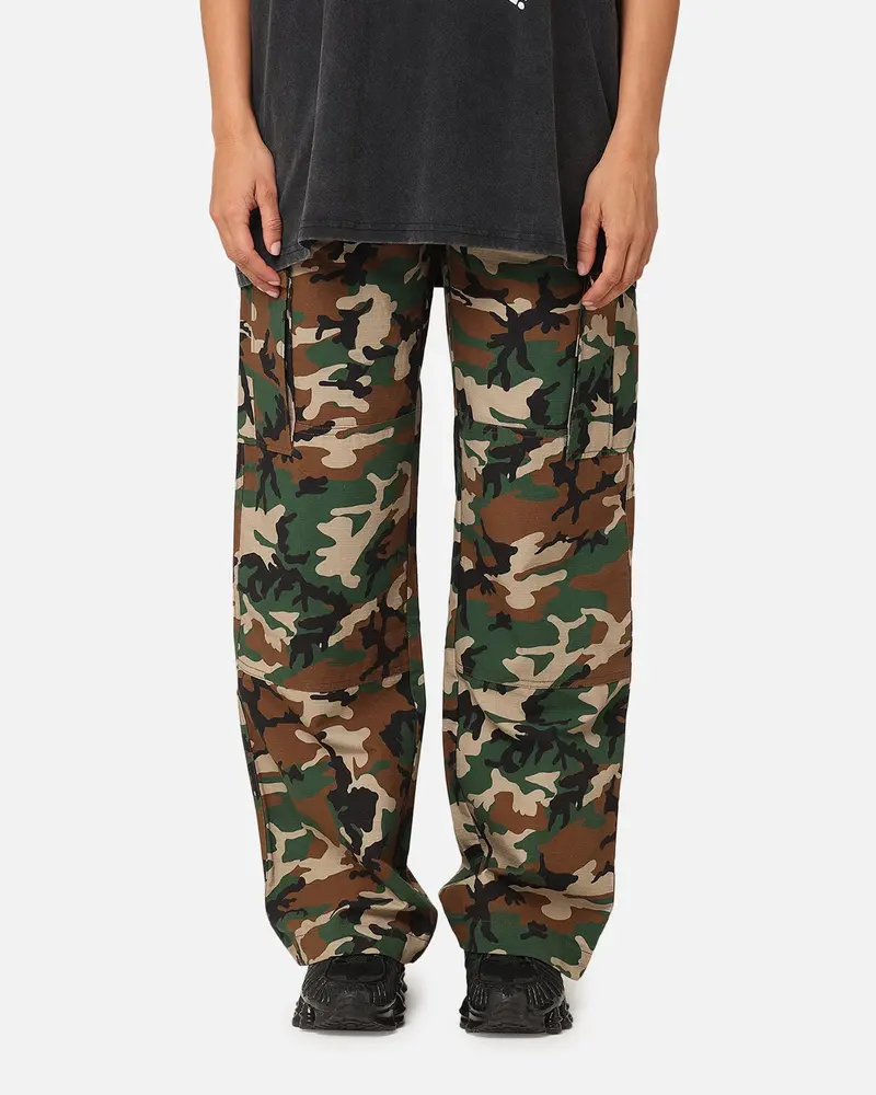 X-Girl Women's Easy Cargo Pants Camo 1